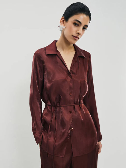 Блузка из вискозы с тонким поясом / Zarina