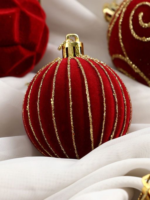 Ёлочные шары «Бархат. Время праздника», d=6 см, 12 шт., завитки снежинки, красный