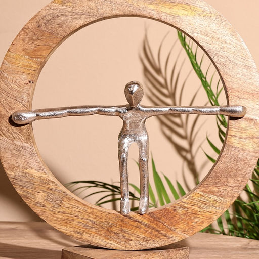 Сувенир интерьерный в деревянном кольце «Момент», 25×8×28 см