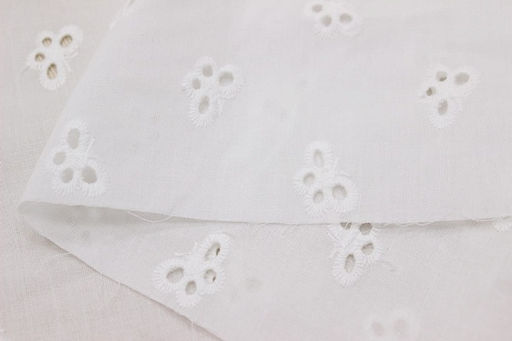 Шитье Бабочки-2 цв.молочно-белый общ.1.48м, ш.вышитой части 1.35м, батист, хлопок-100%, 100гр/м.кв - Купава фото 4