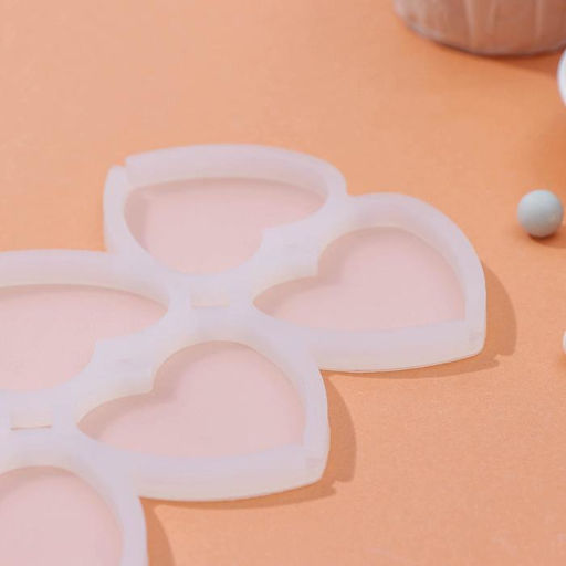 Форма для леденцов Влюблённость, силикон, 16?10?0.7 см, 6 ячеек, прозрачная