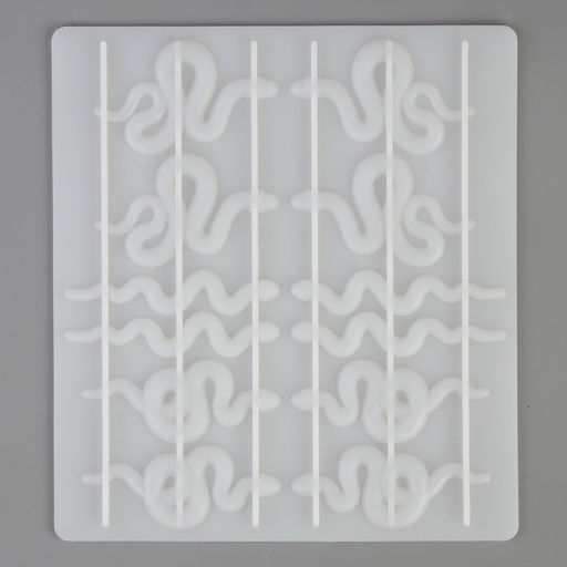 Молд силиконовый «Змейки» 16,5 х 14,8 х 1 см