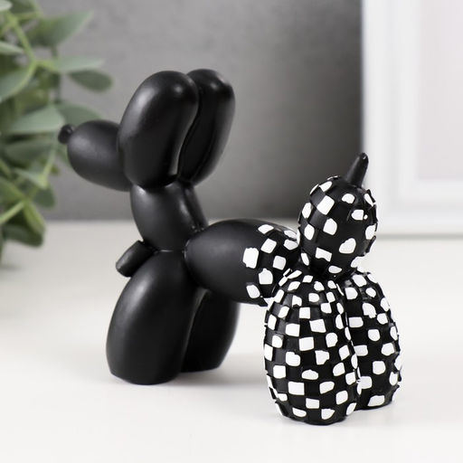 Фигурка полистоун «Чёрный воздушный шарик: собака, шахматка», 9×4.5×11 см