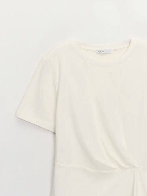 Приталенная футболка с ассиметричным низом ZR2605023405-2 / Zarina