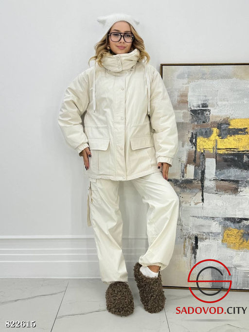 Куртка зимняя с капюшоном