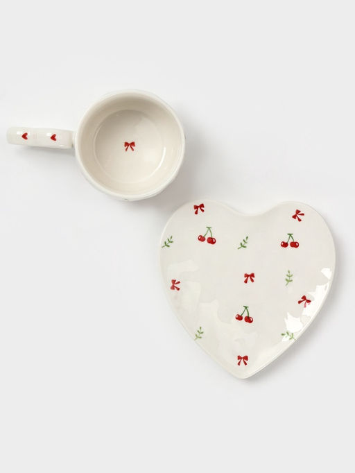 Чайная пара «Вишенка», 2 предмета: блюдце 15.5×15×1.5 см, чашка 265 мл, 15.5×9.5×6.7 см, керамика, белая