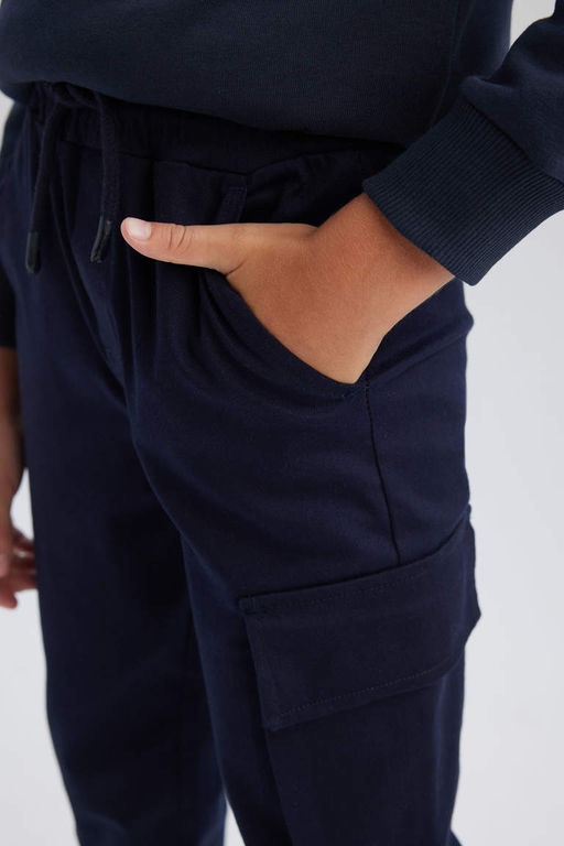 Школьные брюки карго из габардина темно-синего цвета для мальчика - Defacto фото 5