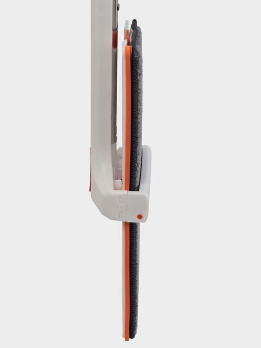 Швабра с отжимом и водосгоном Raccoon, 2 насадки из микрофибры 39×12 см, стальная ручка 130 см