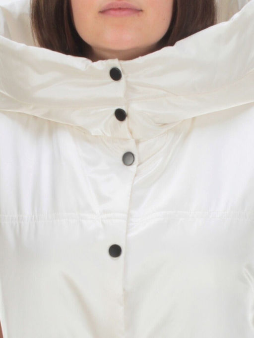 M006 MILK Жилет женский демисезонный (100 гр. синтепон) - Фабричный китай фото 10