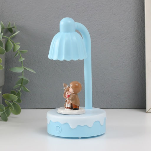 Фигурка светящаяся «Малыш дарит сердечко», 8×8×16 см, МИКС