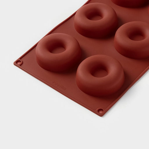 Форма для выпечки Доляна «Сладости.Пончики», силикон, 29×17 см, 6 ячеек, d=6.8 см, коричневая