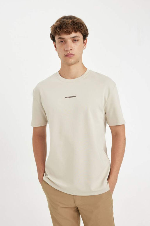 Футболка из плотной ткани с короткими рукавами и круглым вырезом обычного кроя с принтом - Defacto фото 4