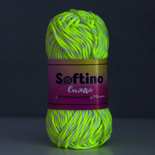 Пряжа для вязания спицами, крючком светящаяся 100% лавсан Softino «Сияй», меланж 50 г, 50 м, бело-розовая