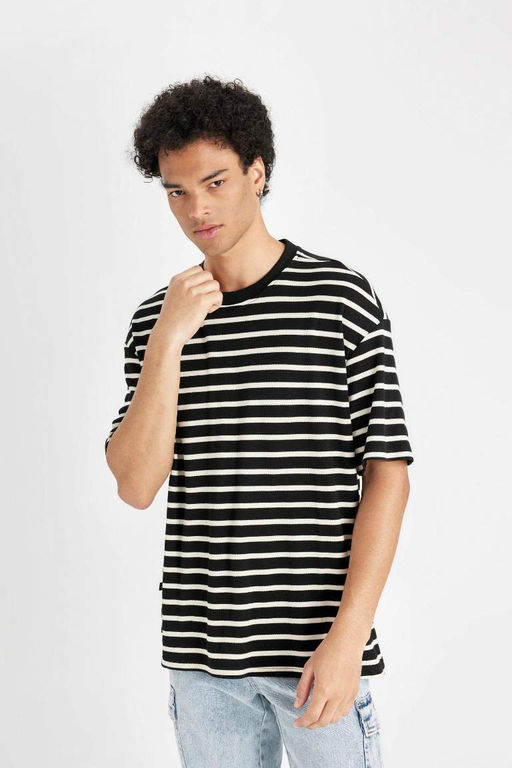 Полосатая футболка из плотной ткани с короткими рукавами и круглым вырезом Comfort Fit - Defacto фото 13
