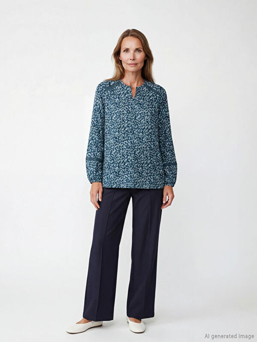 Ka??k Yaka Desenli Bluz