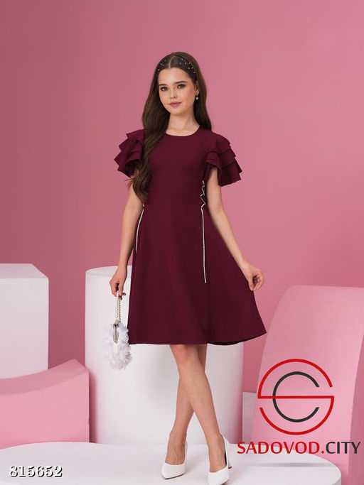 Платье для девочки с волнистыми рукавами