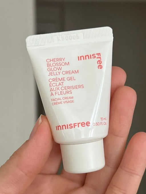 INNISFREE Легкий гелевый крем для лица INNISFREE Cherry Blossom Glow Jelly Cream