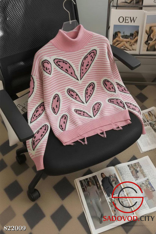 Свитер женский с рисунком