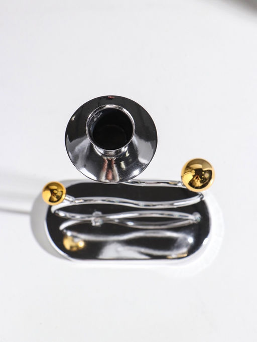 Подсвечник на 1 свечу «Линия и шарики», металл, под серебро с золотом, d=2.5 см, 14.5×7.5×26 см