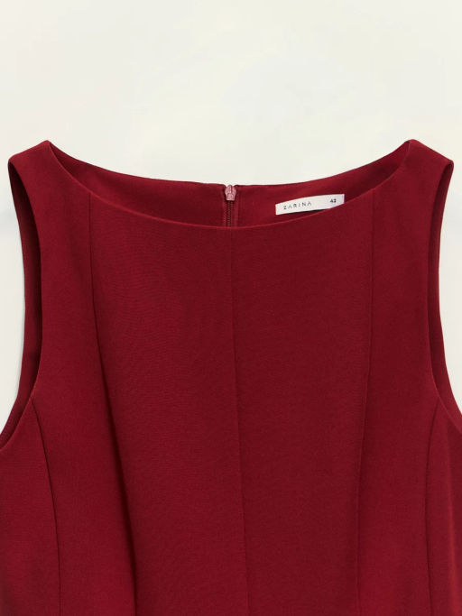 Платье мини приталенного силуэта / Zarina