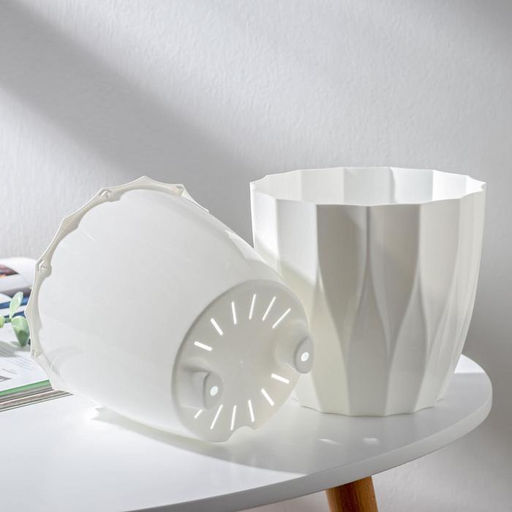 Кашпо для цветов со вставкой «Флюте», 1.9 л, белое