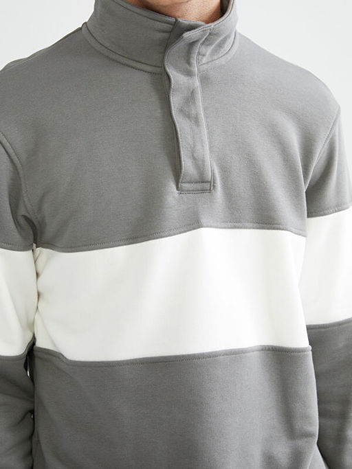 Dik Yaka Erkek Sweatshirt