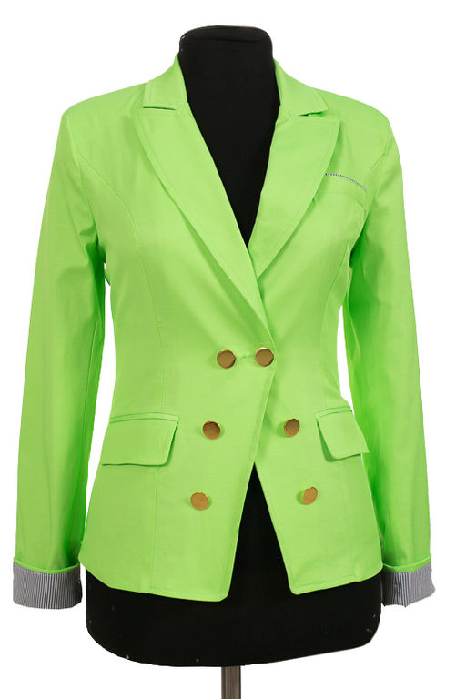 08-0744 Ветровка женская