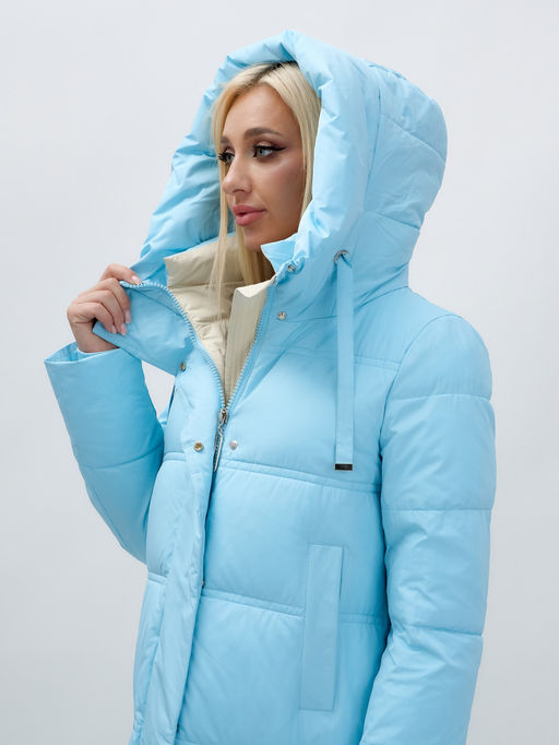 Пальто утепленное стеганное зимнее с капюшоном женское голубого цвета 9625Gl - Mtforce фото 8