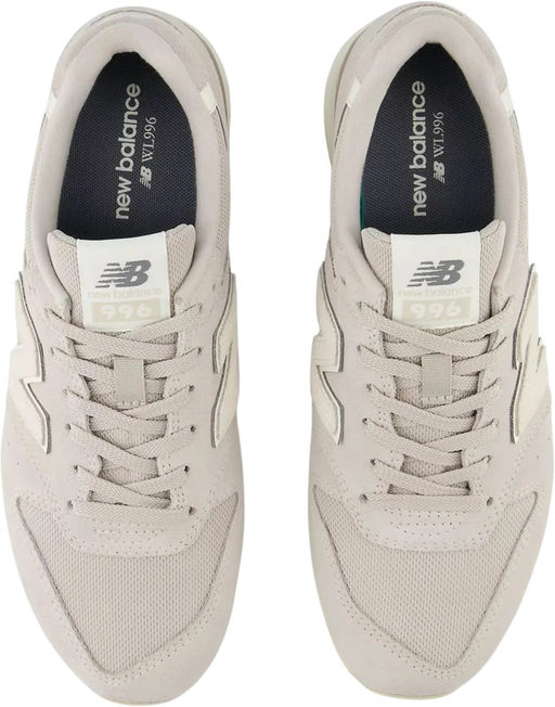 Кроссовки женские