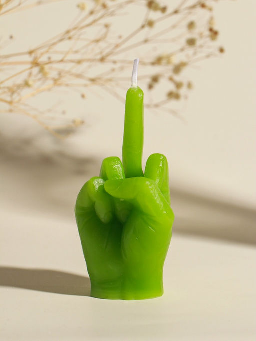 Свеча интерьерная "Жест - fuck" зелёная 4,7х5х9,5 см