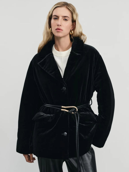 Куртка из бархата с поясом и акцентной деталью / Zarina