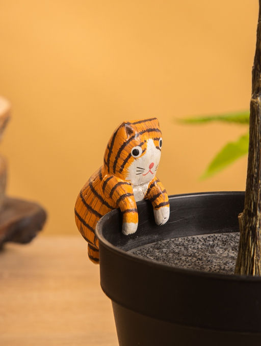 Сувенир «Цепкий Котёнок», 2.5×3.5×7 см, дерево, оранжевый