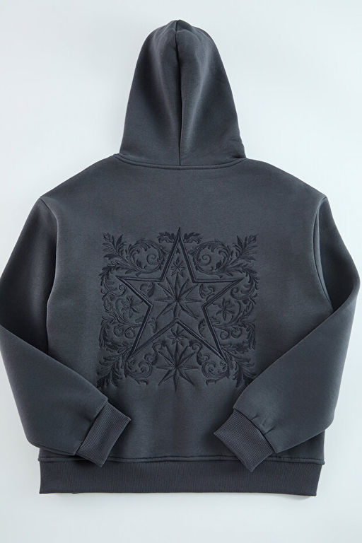Antrasit Oversize/Geni_ Kesim S_rt_ Nak__ Detayl_ Kap__onlu Sweatshirt TMNAW25SW00142 - Trendyolmilla фото 2