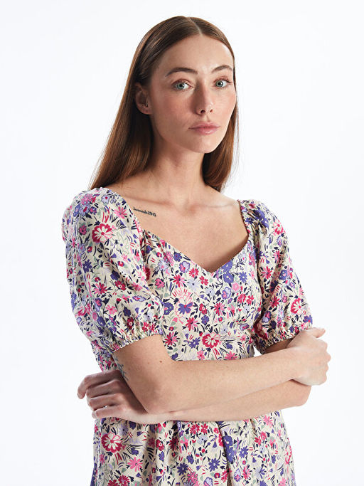 Kare Yaka ?i?ekli K?sa Kollu Elbise