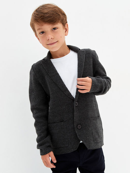 Темно-серый пиджак