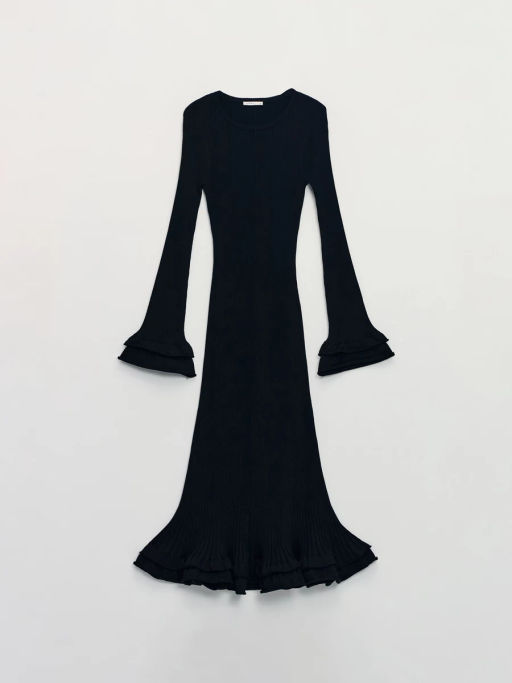 Трикотажное платье приталенного силуэта / Zarina