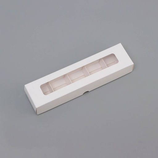 Цена за 2 шт. Коробка для 5 конфет с окном, с тонкими разделителями, белый 21×5.5×3.3 см