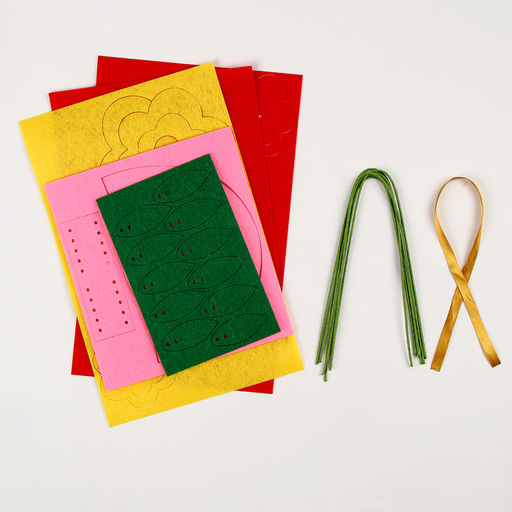 Цветы своими руками из фетра Букет роз, набор для творчества