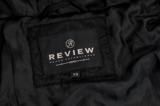 Черное стеганое пальто Review (Австралия). Трендовая новинка из последней демисезонной коллекции! №167 ОСТАТКИ СЛАДКИ!!!!
