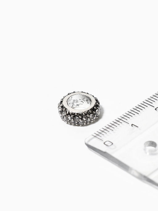 Цена за 5 шт. Шарм разделитель для бусин Кольцо, блеск, белый в серебре