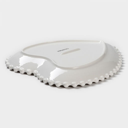 Тарелка Magistro «Сердце», 20.5×21×2.5 см, фарфор, белая