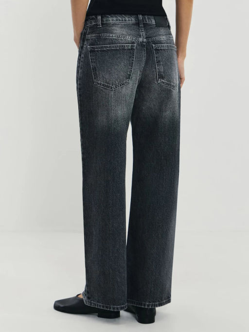 Джинсы LOOSE FIT со средней посадкой / Zarina