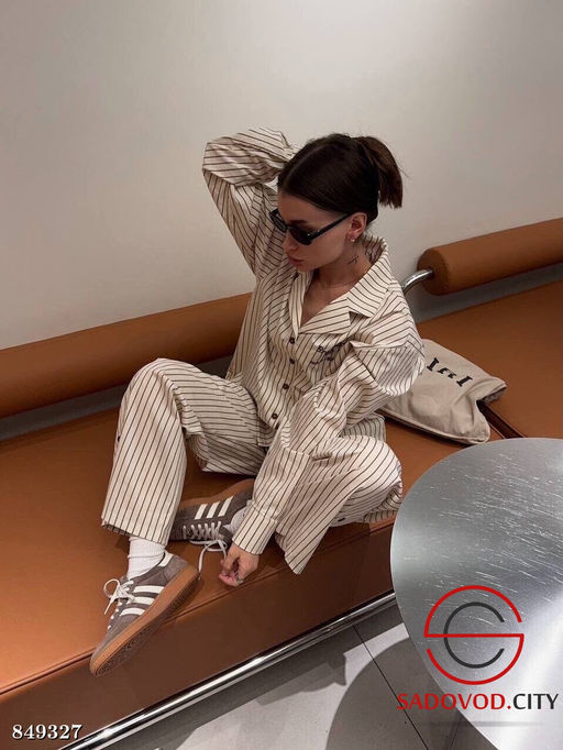 Костюм двойка с брюками