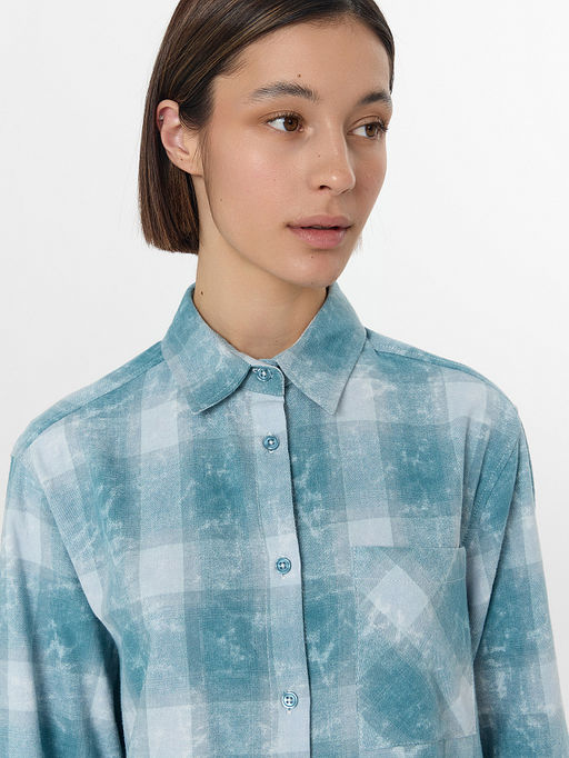 Рубашка женская голубая в клетку