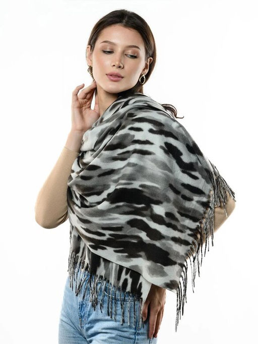 Яркий палантин с анималистичным принтом - Pretty mania фото 9