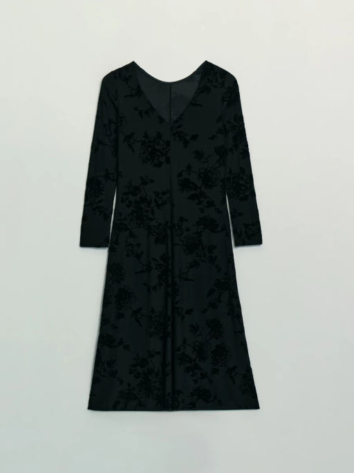 Трикотажное платье приталенного силуэта / Zarina