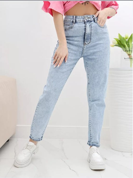 Джинсы женские МОМ УЦЕНКА D649