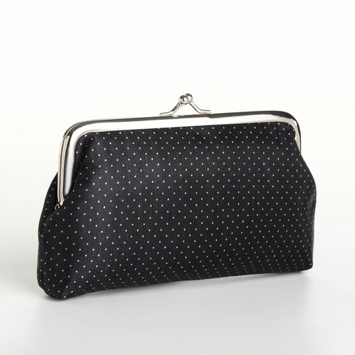 Косметичка на фермуаре, чёрная