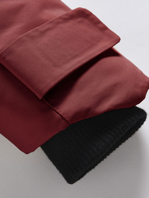 Парка зимняя подростковая для девочки с капюшоном и мехом бордового цвета 9534Bo