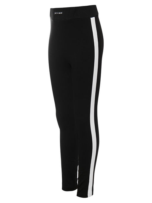 Костюм спортивный